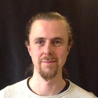 Chiropractor Melick GB Adrian Larrain Chiropractor Melick GB Adrian Larrain